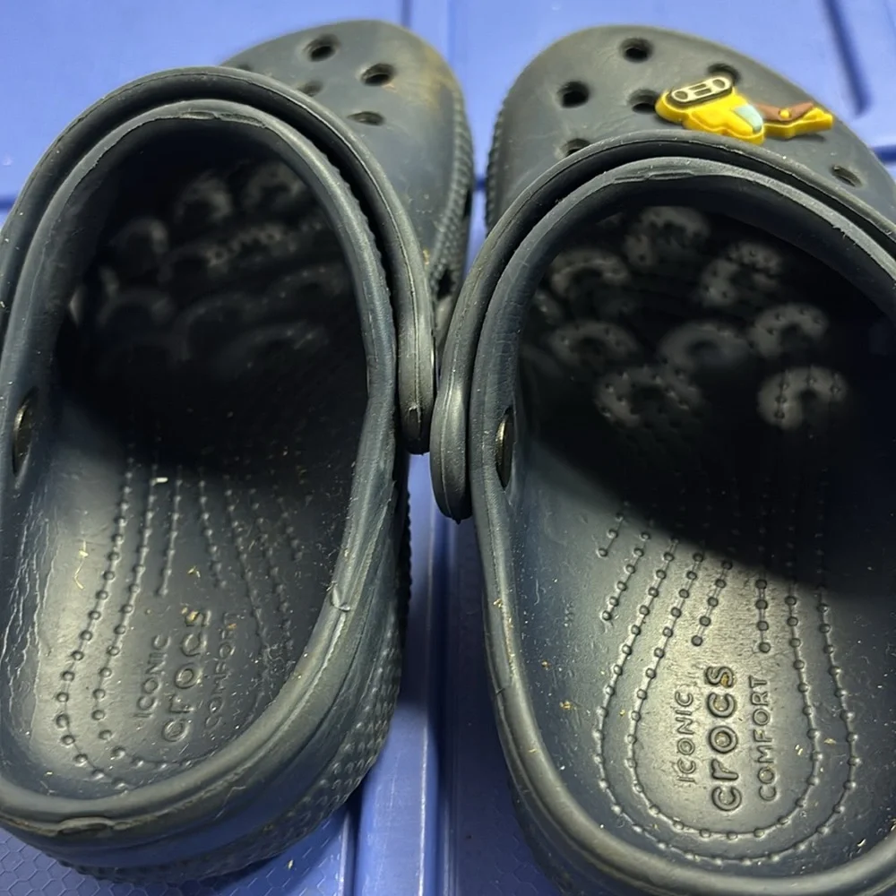 Crocs Kids' Navy Clogs Sz C-9 VGC